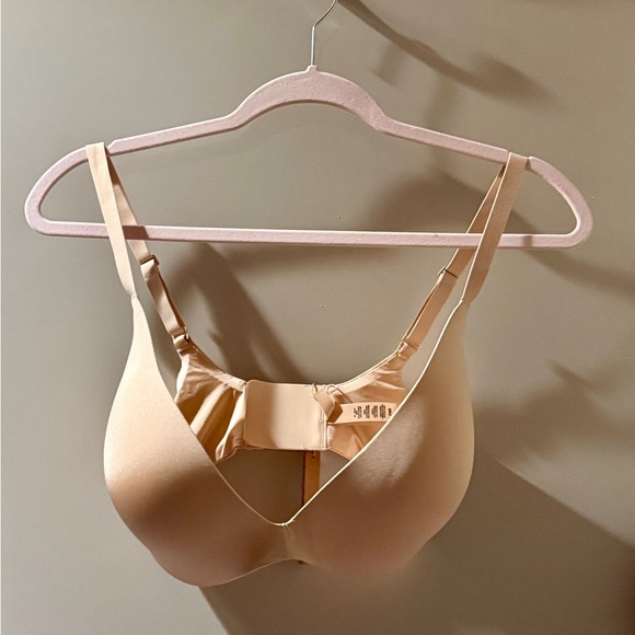 SKIMS Other - BRAND NEW SKIMS super push-up bra — 34DD